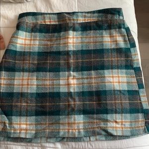 American eagle plaid skirt